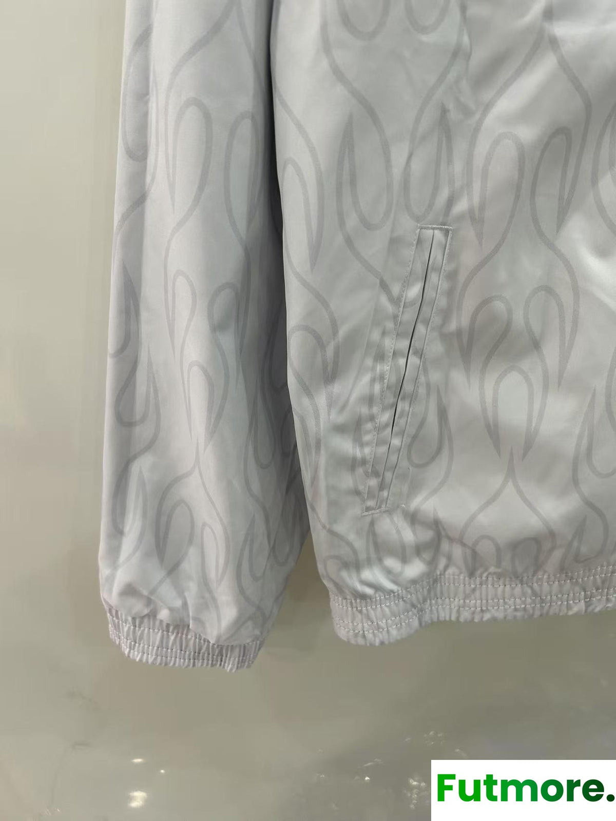 09d5f227366f326f.jpg